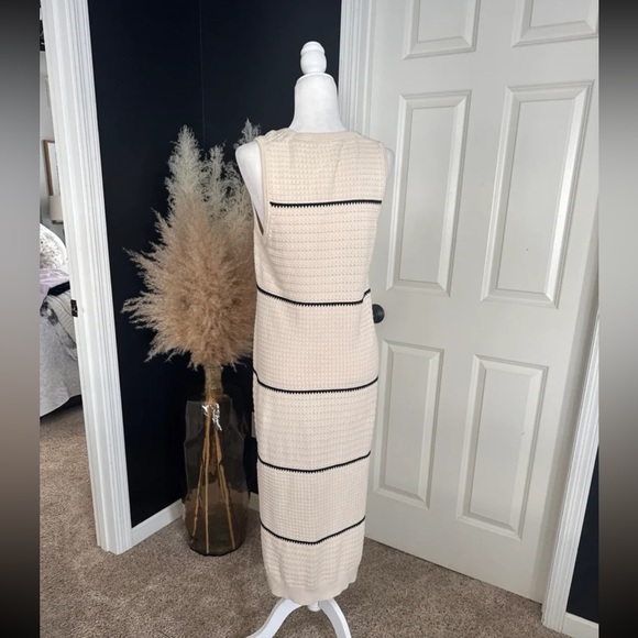 Varley Scott Scoop-Neck Sleeveless Midi Dress size Large - Picture 9 of 12